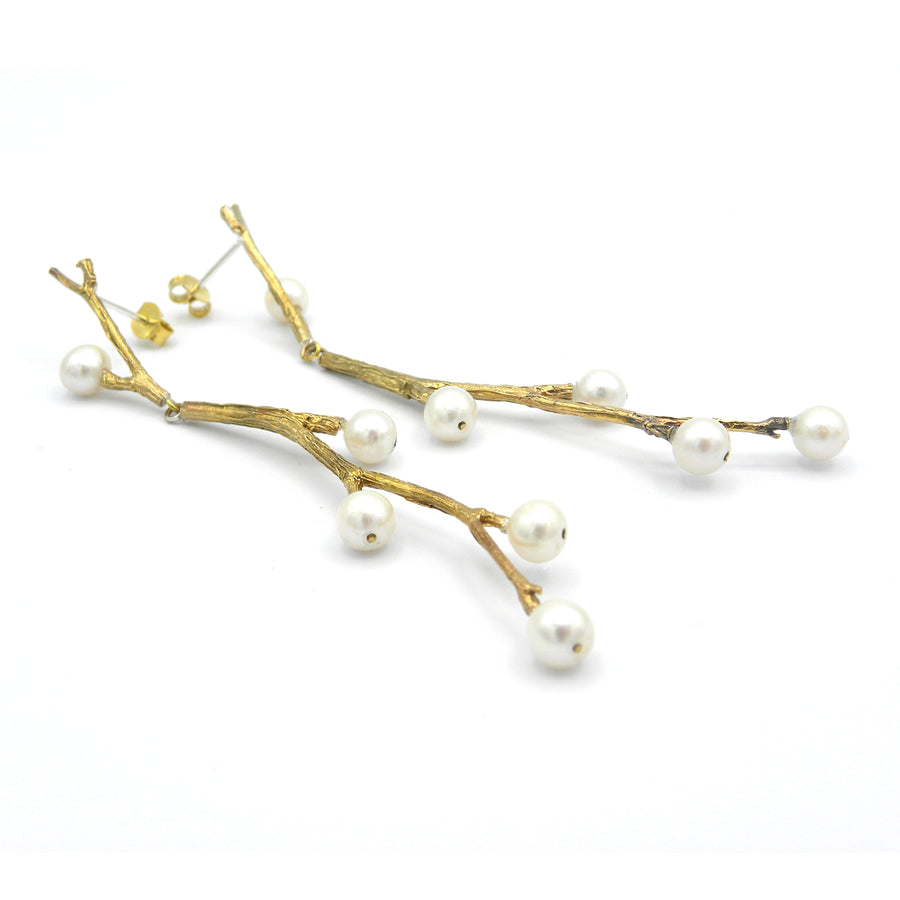 Twig and pearl earrings