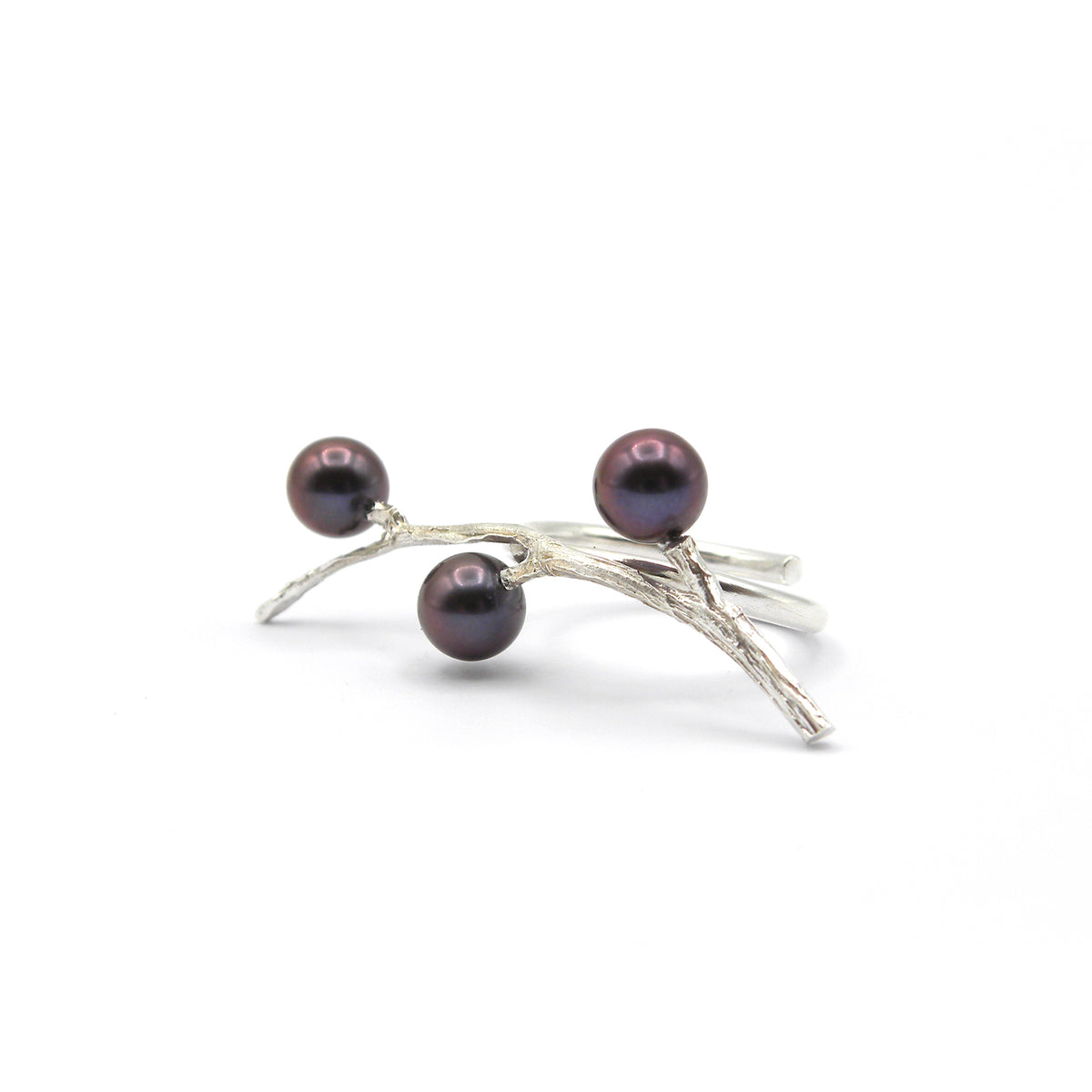 Anello rametto e perle grigie