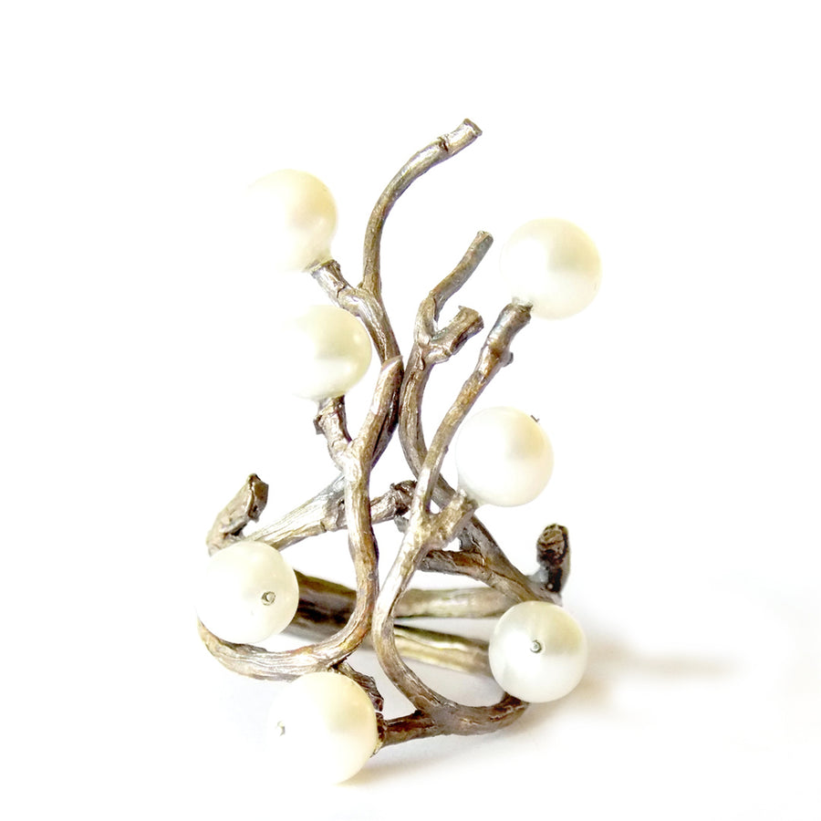 Suspended branches - ring