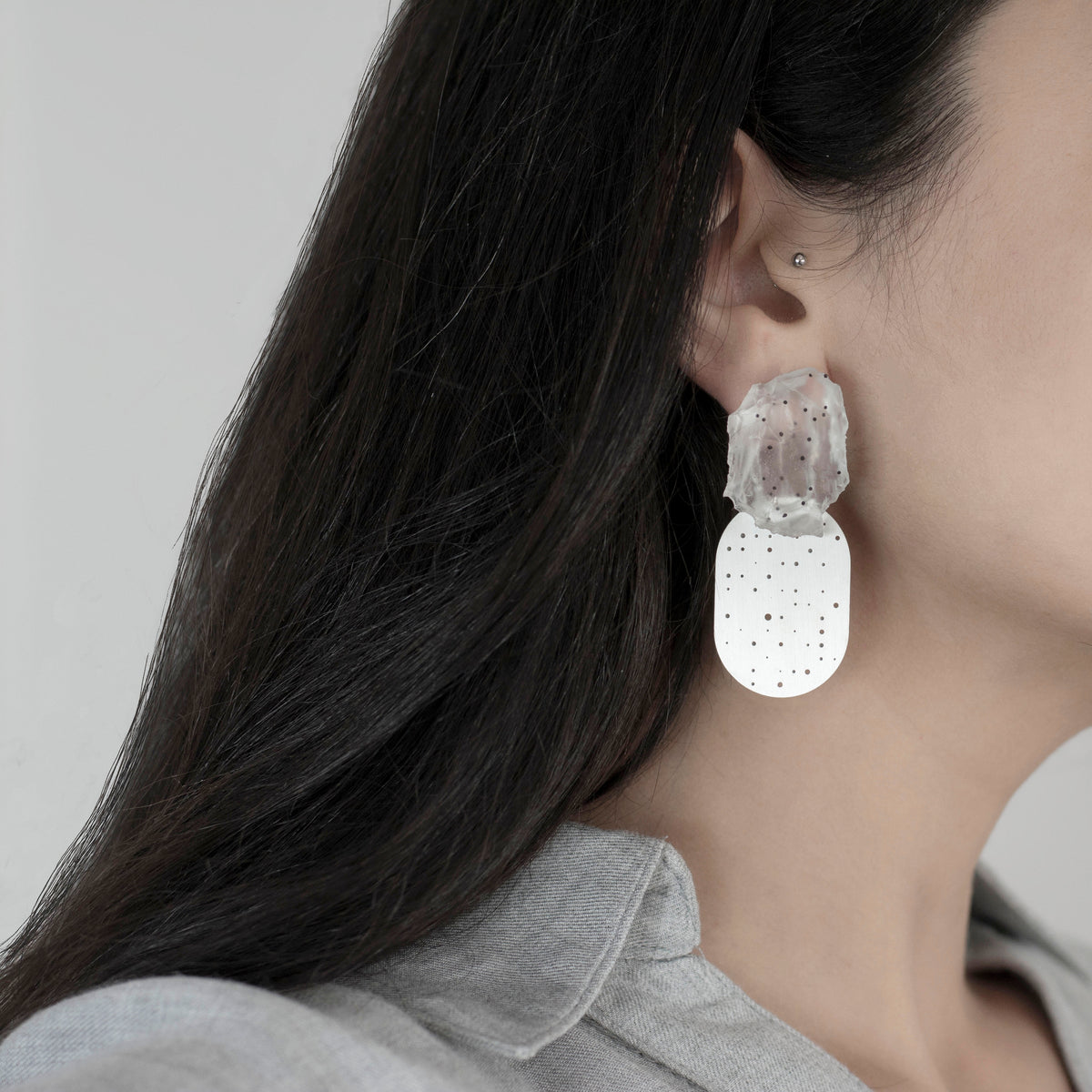 Meristema Lab - Secant asymmetrical earrings